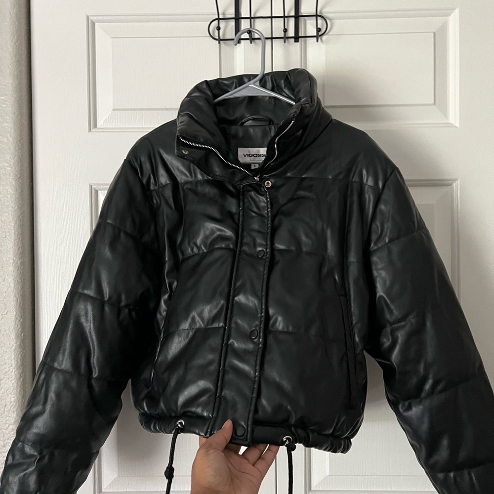 Vigoss Classic Black Leather Puffer Jacket - Picture 2 of 3